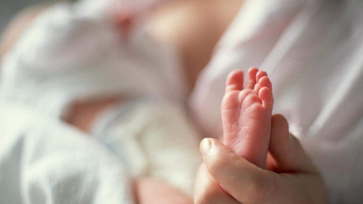Zeker 85 zaaddonoren in Nederland met meer dan 25 kinderen: klinieken “willens en wetens” in de fout