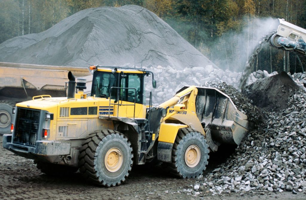 Czech construction faces raw materials crisis, government plans to open new quarries