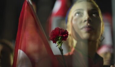 Turquie: la jeunesse se mobilise pour défendre l’héritage d’Atatürk, fondateur de la République