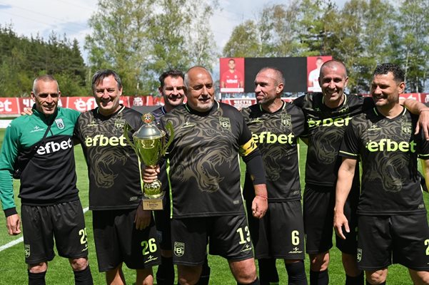 "Тигрите" и Бойко Борисов отново с титлата на Югозападна България Снимка: Георги Палейков