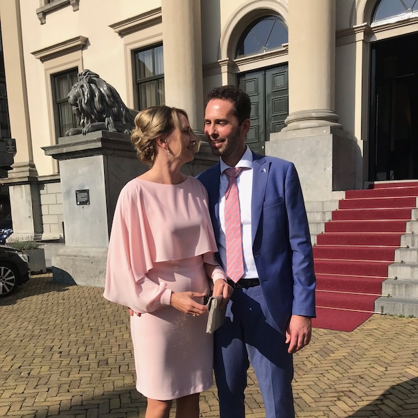 Albert en zijn vrouw Corine op een bruiloft van familie een aantal jaar voor het fietsongeluk.