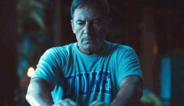 Jason Isaacs Says 'The White Lotus' Drama Is 'None Of Your Business'
