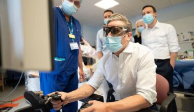 England: NHS Approves 11 Robotic Surgery Systems in Tech Upgrade