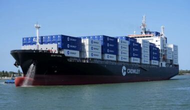Port Everglades receives first LNG-powered cargo ship