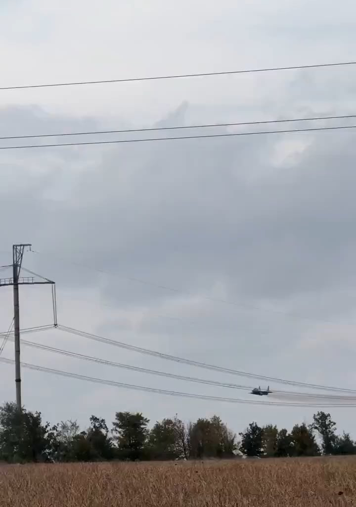 Ukrainian MiG-29 launching AASM HAMMER guided bombs