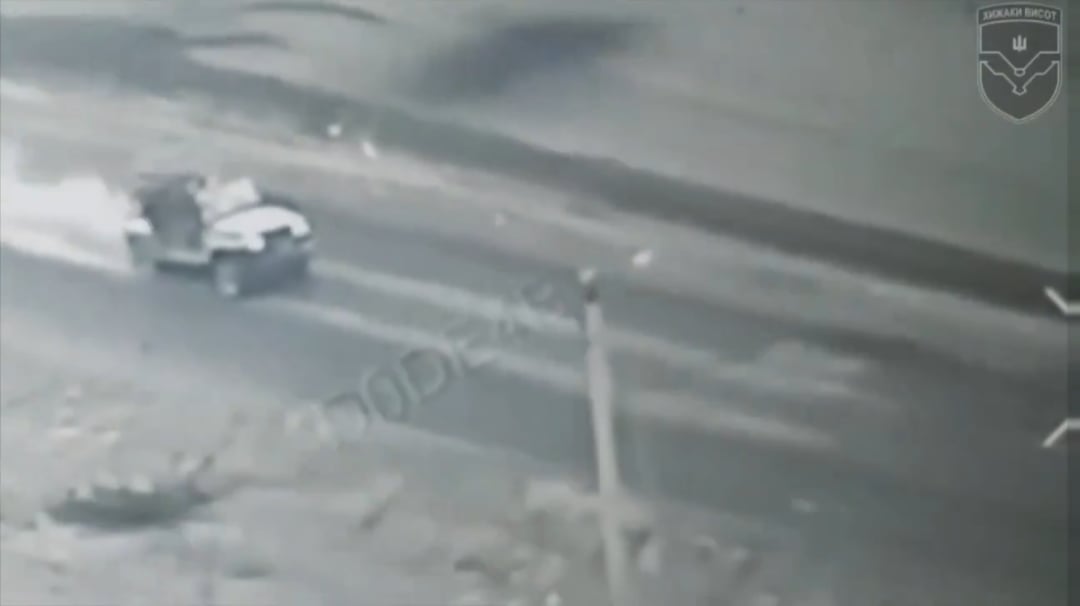 Russian assault lada had an accident when trying to evade Ukrainian FPV drone. Pokrovsk direction, 59th Assault Brigade. April 2025