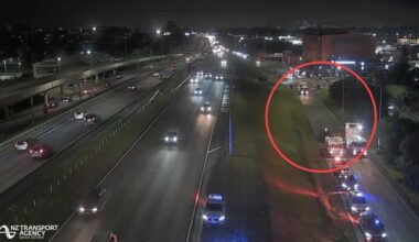 Auckland’s Northern Motorway Tristram Ave on-ramp closed after crash, driver critical