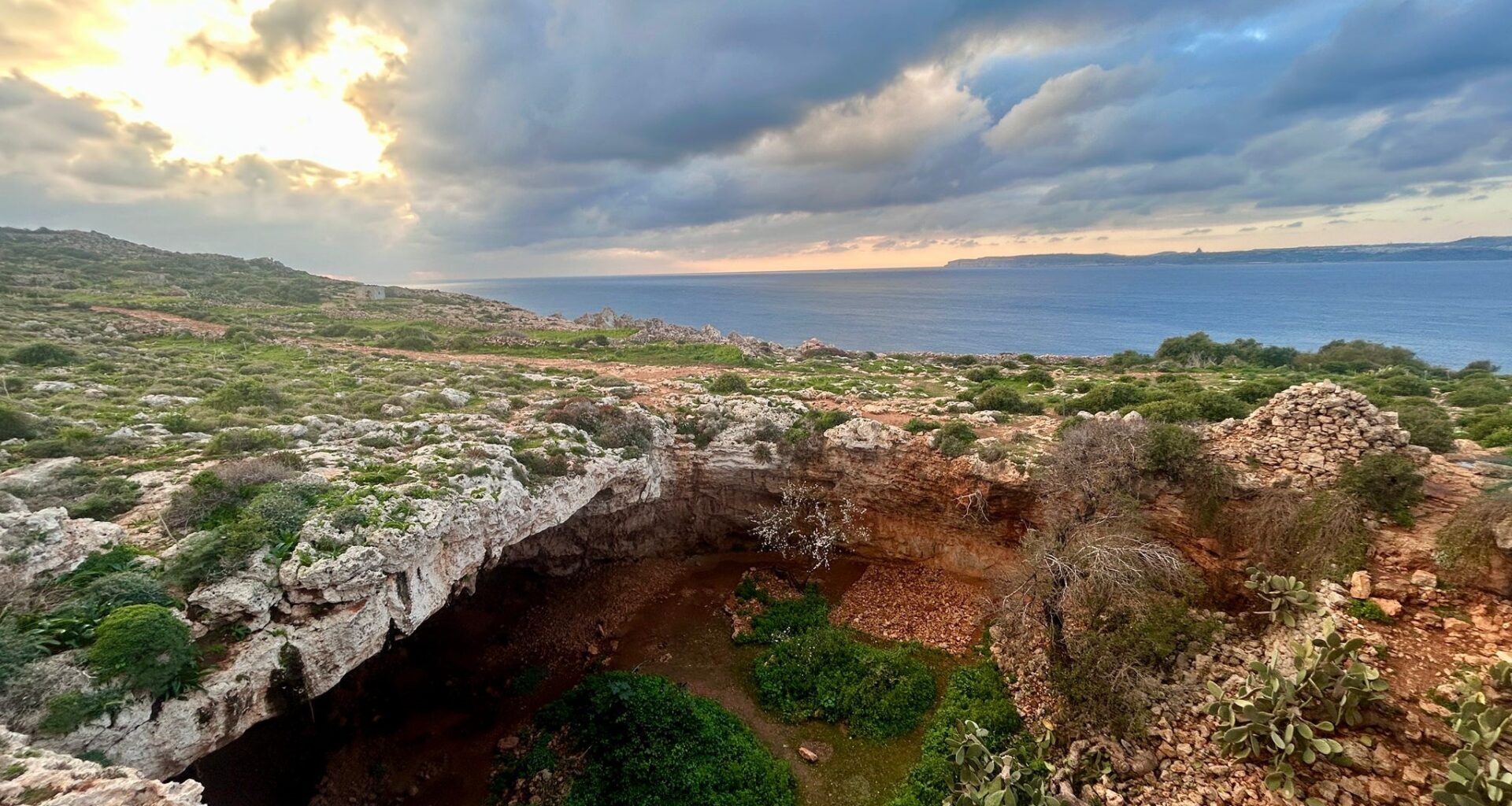 Longest known seafaring venture 8,500 years ago brings hunter-gatherers to Malta before early farmers