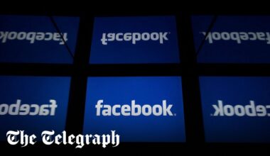 Asylum seeker avoids being returned to his home country because of all his Facebook friends