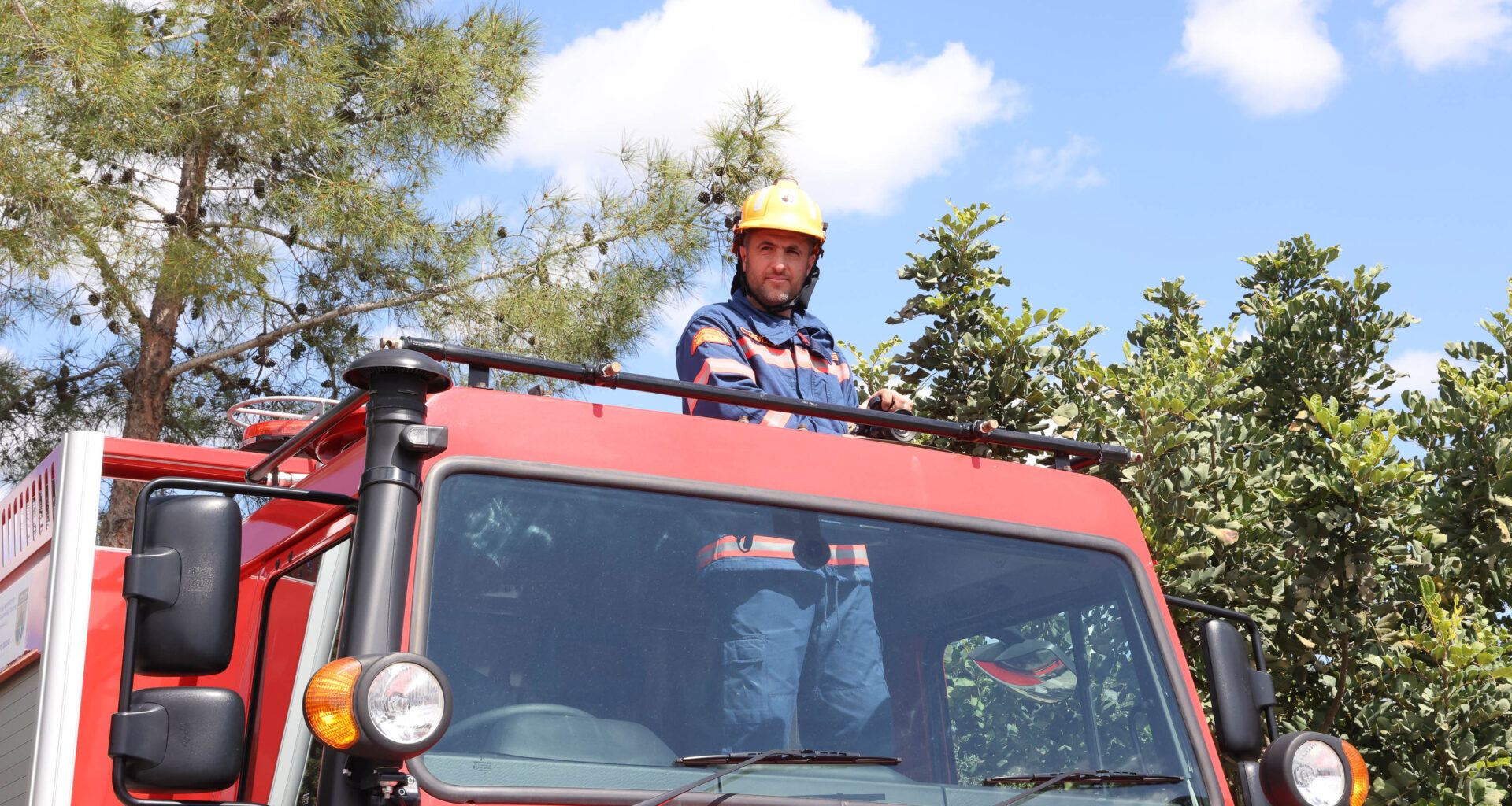 cover Fire at illegal dump extinguished, burns trees