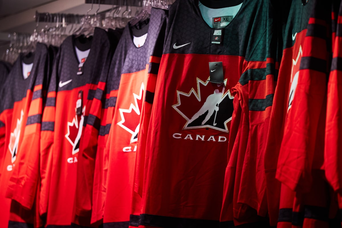 Canada cruises past Slovakia 9-2 to open title defence at U18 men’s hockey worlds