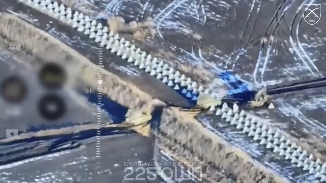 Ukrainian 225th Separate Assault Regiment breaching the Belgorod border. In Belgorod region, the Russians spent over 10 billion rubles on 'modern fortifications