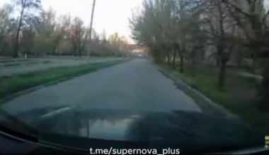 Two Ukrainians in Kherson spot a landed russian fpv drone, when it takes off they chase it down with their car and EW.