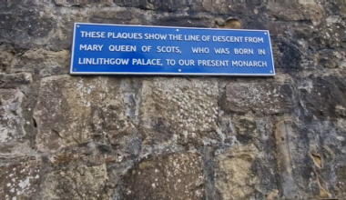 Went to Linlithgow yesterday for a day out and spotted these plaques showing the Scottish bloodline in todays Monarchy