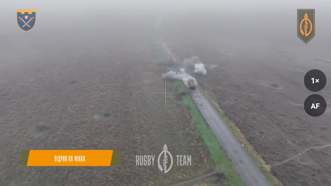 Ukrainian Baba Yaga drones laid out anti tank mines on a road during the night. A russian armored convoy then got ambushed and destroyed on that same road in Guevo (Kursk region) by UA "Rugby Team" of the 129th TDF Brigade. April 2025