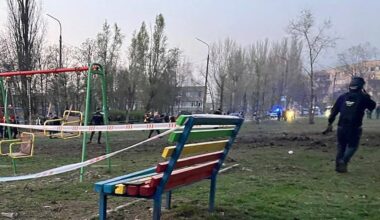Polen lässt Kampfjets aufsteigen, Russland greift Kiew an – Entsetzen nach „Massenmord“ auf Kinderspielplatz