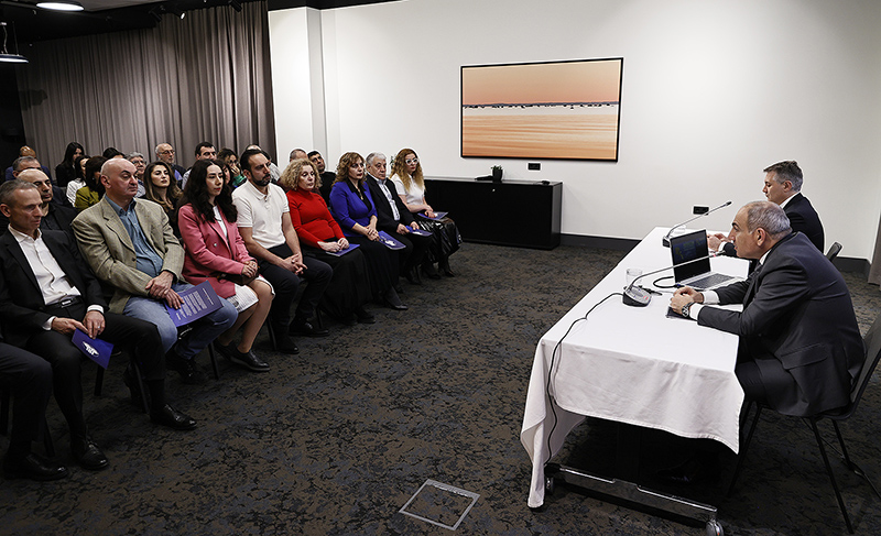 PM Nikol Pashinyan Meets with Representatives of the Armenian Community in Estonia • MassisPost