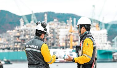 Petronas inks 11 deals to strengthen Malaysia's oil and gas sector
