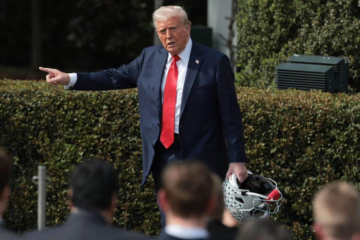 Trump live updates: President exploring the legality of deporting U.S. citizens to Central American prisons