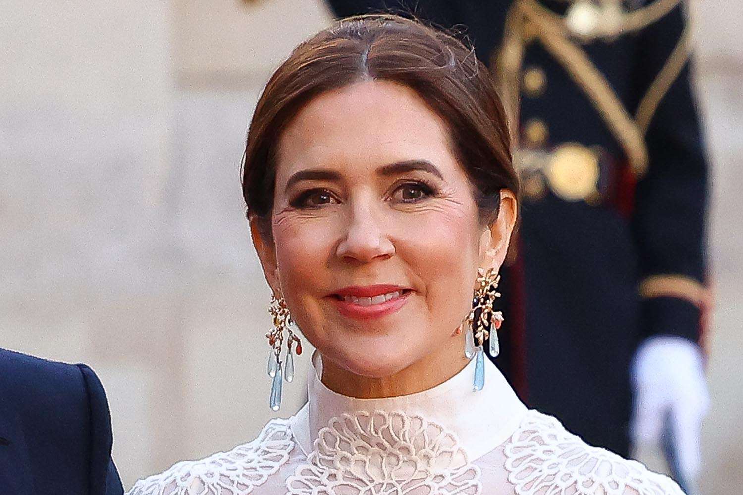 Did Queen Mary Skip Tiara at Glam Banquet in France Due to Protocol?