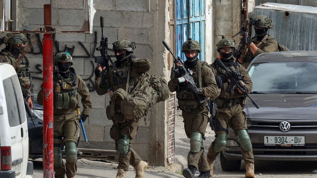 Former Israeli soldiers drop letter-bomb on Netanyahu govt with a call to end war – Firstpost