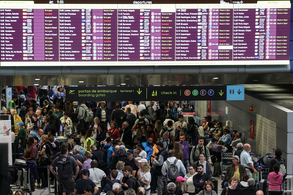 Spain-Portugal power outage live: Cyberattack being investigated as possible blackout cause by Madrid court