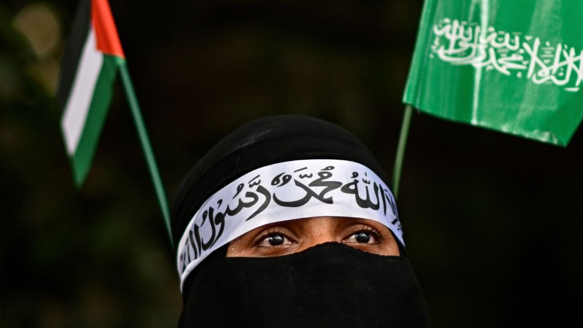 A national crisis fuelled by international conflict: Thousands rally across Bangladesh against Israel’s Gaza offensive