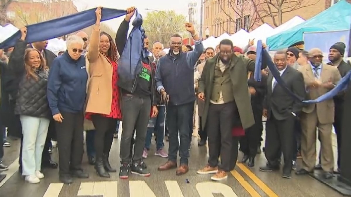 Chicago pastor leads event to support Black-owned businesses – NBC Chicago