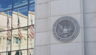 GAO To Probe SEC Changes Under Trump Administration, Musk's Department: Report - Coinbase Global (NASDAQ:COIN)