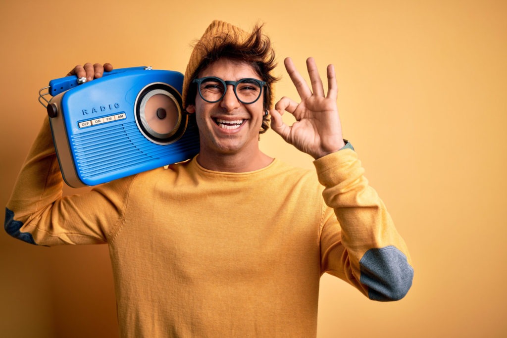 SONDAGES RADIOS : INTER SURFE, EUROPE 2 COULE