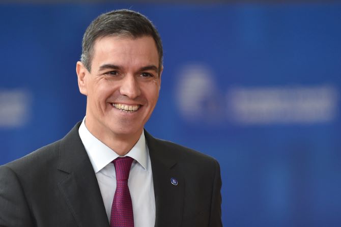 Spain ups military budget to meet 2% NATO target