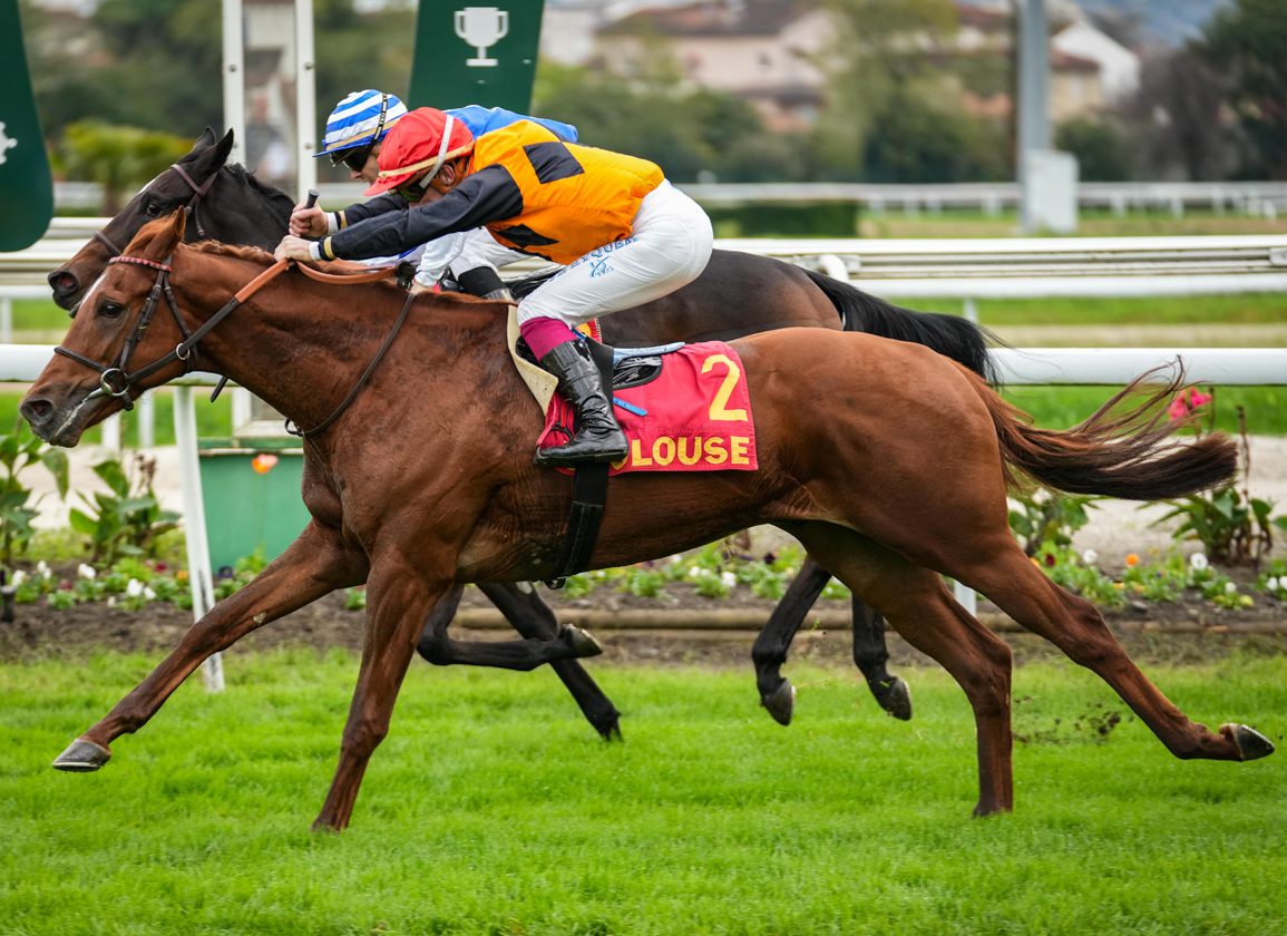 Eponine Tests Classic Future In Prix Aymeri de Mauleon