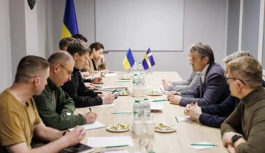 Ukraine and Sweden are continuing to strengthen their strategic partnership in the defence industry, with particular focus on joint ventures and innovative military technologies. Deputy Minister of Defence of Ukraine for European Integration, Sergiy Boyev, held talks with Brigadier General Johan Axelsson of Sweden’s FMV government agency to review current and future collaboration.