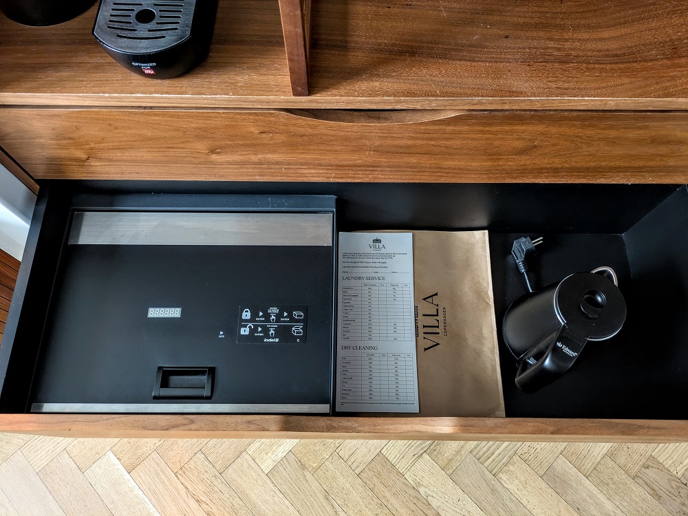Villa Copenhagen - Safe & electric kettle