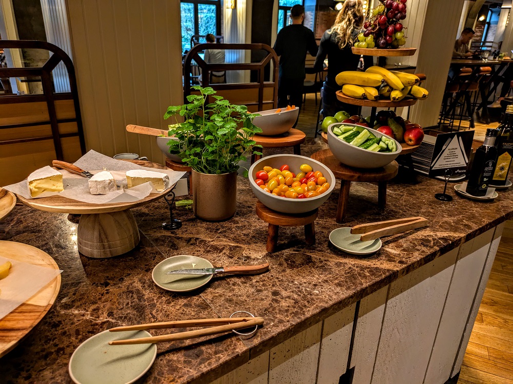 Villa Copenhagen breakfast - More cheese & salad items