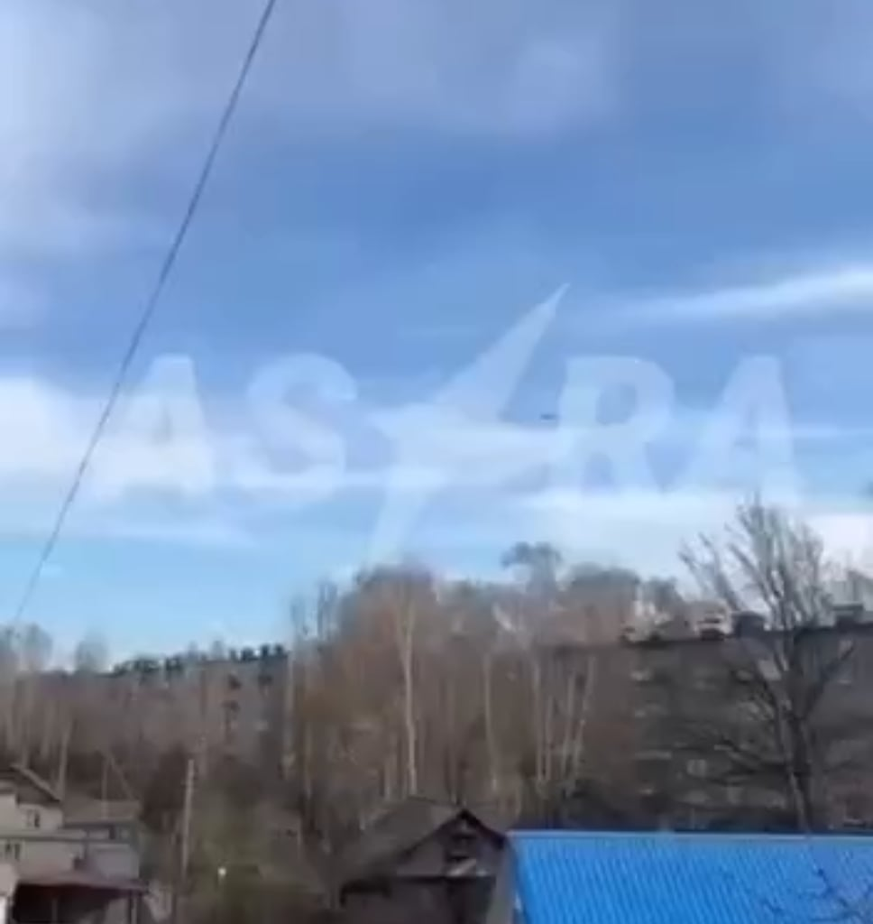 Ukrainian AN-196 drone attacks the deployment site of Russian's 112th brigade in Shuya, Ivanovo Region (700 km/435 miles from the border of Ukraine). The unit reportedly was responsible for the missile attack on Sumy on Sunday April 13th that killed 35 people.