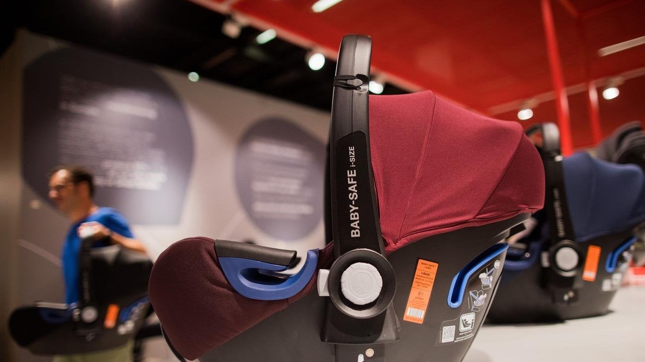 Kindersitz Hersteller Britax Römer verlagert komplette Produktion von Bayern nach Asien