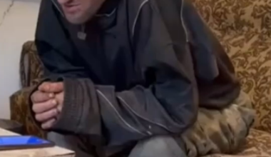Russian POW talks to his mother over the phone, who wants compensation from the government instead of the safe return of her son. She also asks for his bank account PIN codes