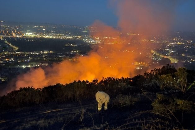 BREAKING | More than 20 firefighters battling new blaze on Black Mountain