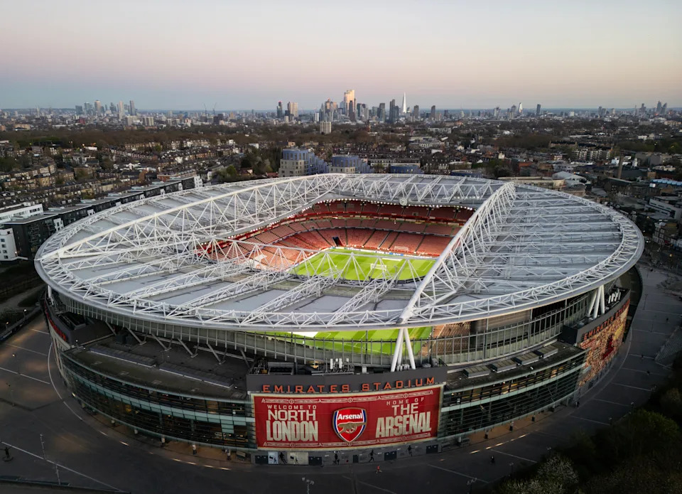 Arsenal's Emirates Stadium at dusk on Monday. (Ryan Pierse/Getty Images)