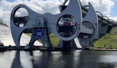 Imagine all the fish in the wheel going up and down all day
