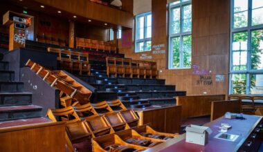 Bilder zeigen zerstörten Hörsaal nach Besetzung an der Humboldt-Universität