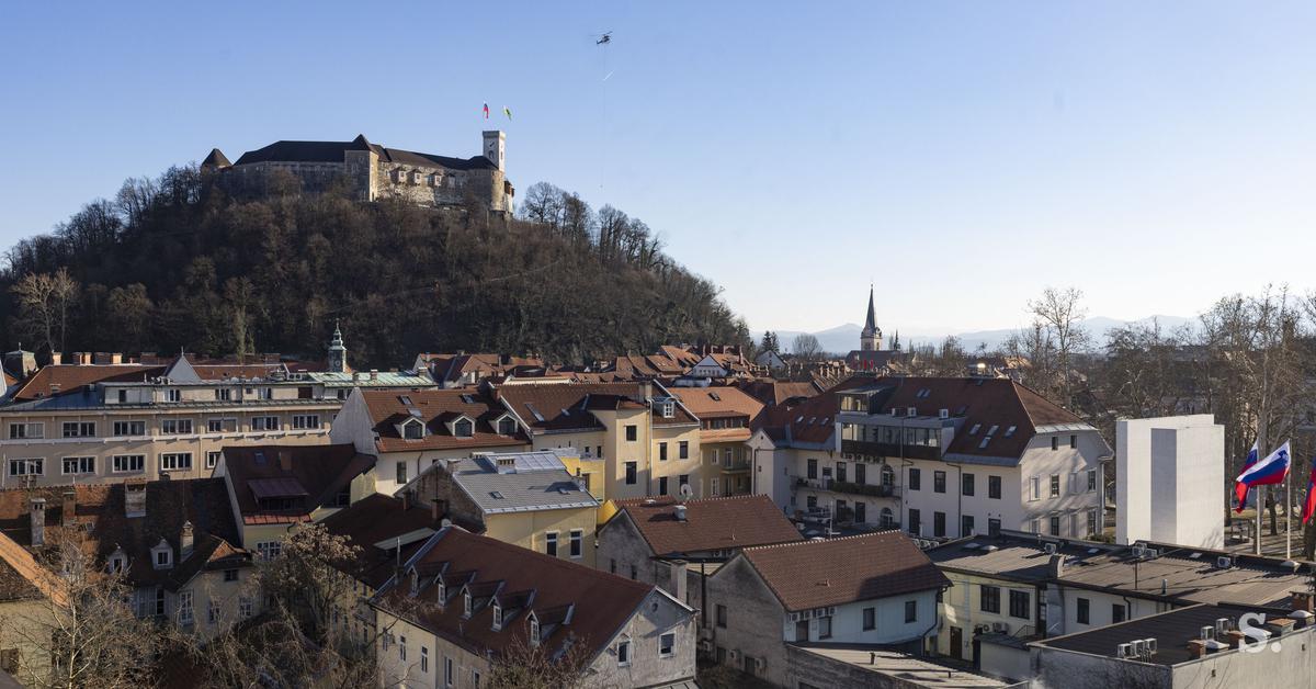Eksplozija sredi Ljubljane, dva moška hudo poškodovana