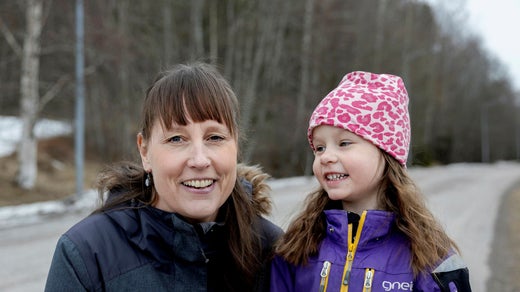 Pernilla Löfgren, 48, och Ida Löfgren, 5.