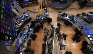 US stocks get boost from tariff exemptions but trade war confusion persists