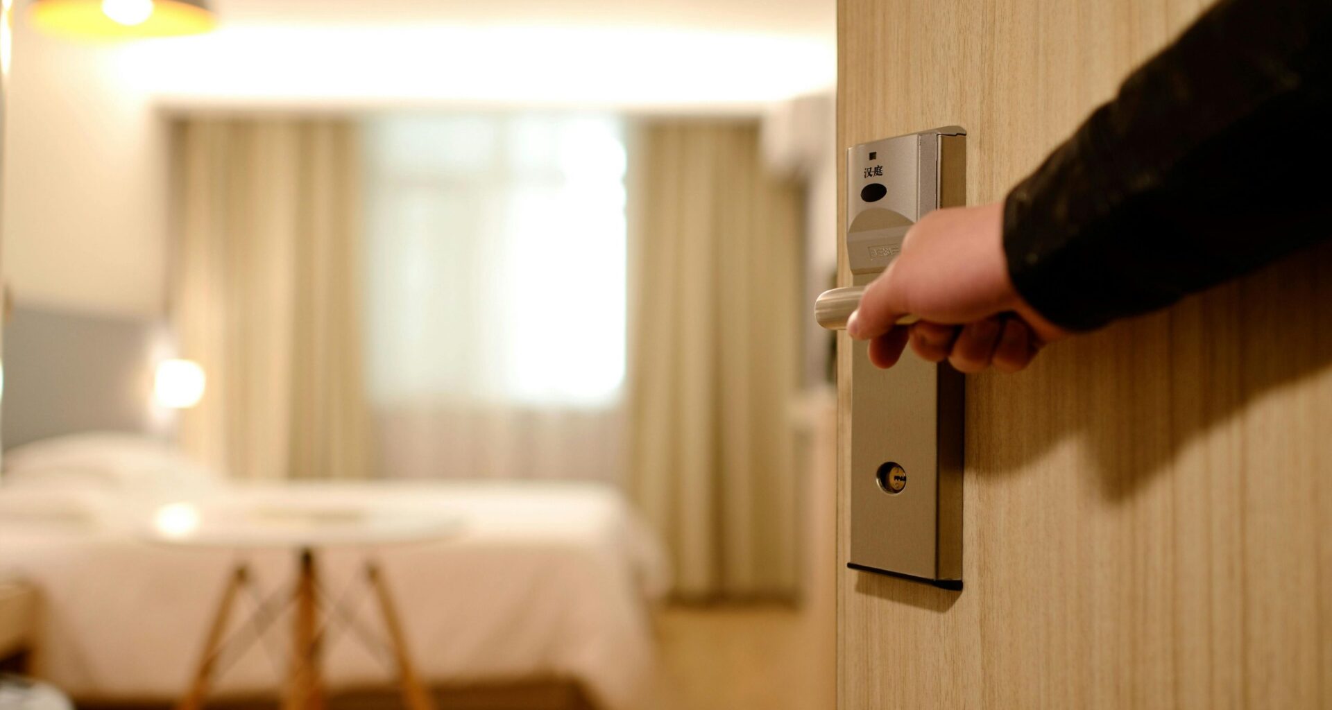 Arrivals, Overnight Stays in Greece Up in Feb., ELSTAT Figures Show