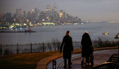 Drop in job-finding rate, rise in time out of work could signal recession ahead, SF Fed paper says