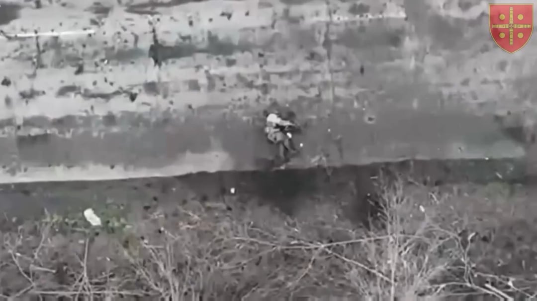 NSFW/NSFL: Wounded Russian soldier was observed shooting himself. Incident recorded by operators of the 47th Artillery Brigade. April 2025 [graphic content]