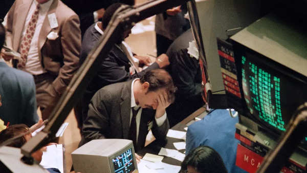Black Monday (2)