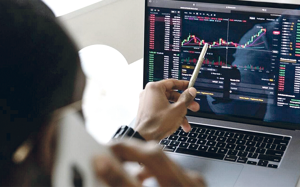 Índice do medo de Wall Street aproxima-se de máximos da pandemia mas adiar das tarifas gera queda forte
